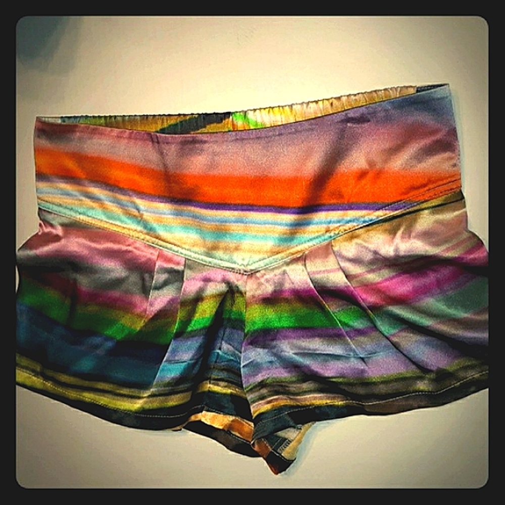 NWOT beautiful KIMBERLY TAYLOR Silk Rainbow Colored Slip-on Shorts☆High End☆